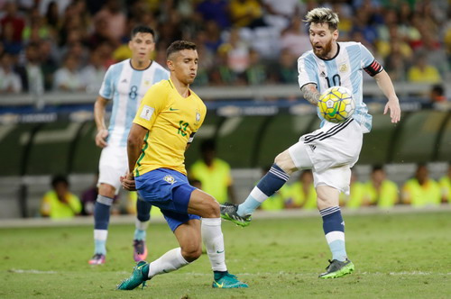Messi và hàng công Argentina bất lực trước chủ nhà Brazil