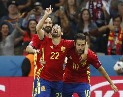 Xem Nolito và Morata bắn hạ Thổ Nhĩ Kỳ