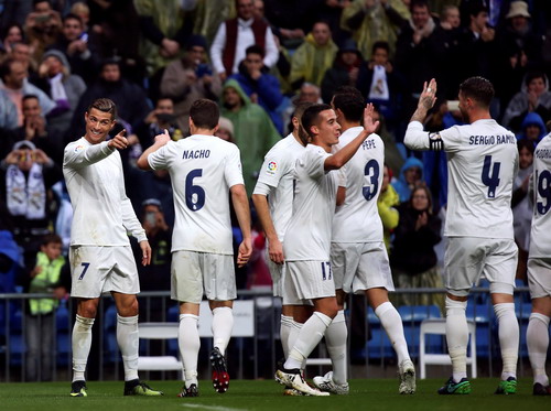 Ramos (4) trở lại, Real Madrid sẵn sàng cho siêu kinh điển