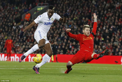Haidi Sacko su&yacute;t mở tỉ số sớm cho Leeds