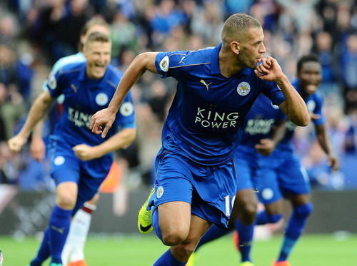 Slimani được kỳ vọng sẽ chơi ăn ý với Mahrez và Vardy