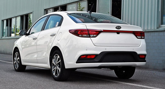 Kia chuẩn bị ra mắt Rio Sedan 2017