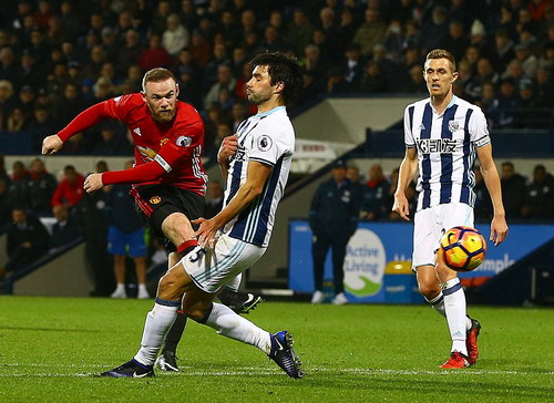 Rooney lỡ cơ hội lập kỷ lục ghi b&agrave;n cho M.U