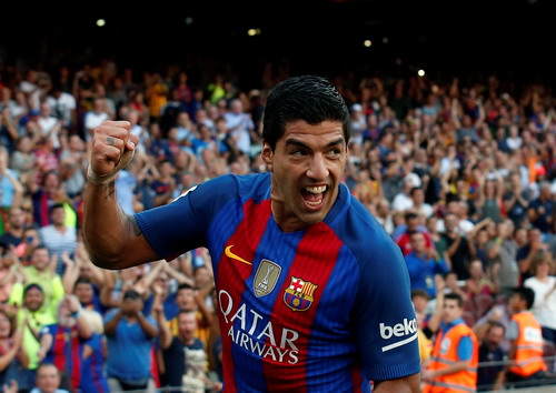 Barcelona giữ chân thành công “sát thủ” Suarez