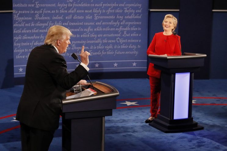Bị công kích, ông Trump càng khó đoán tại tranh luận