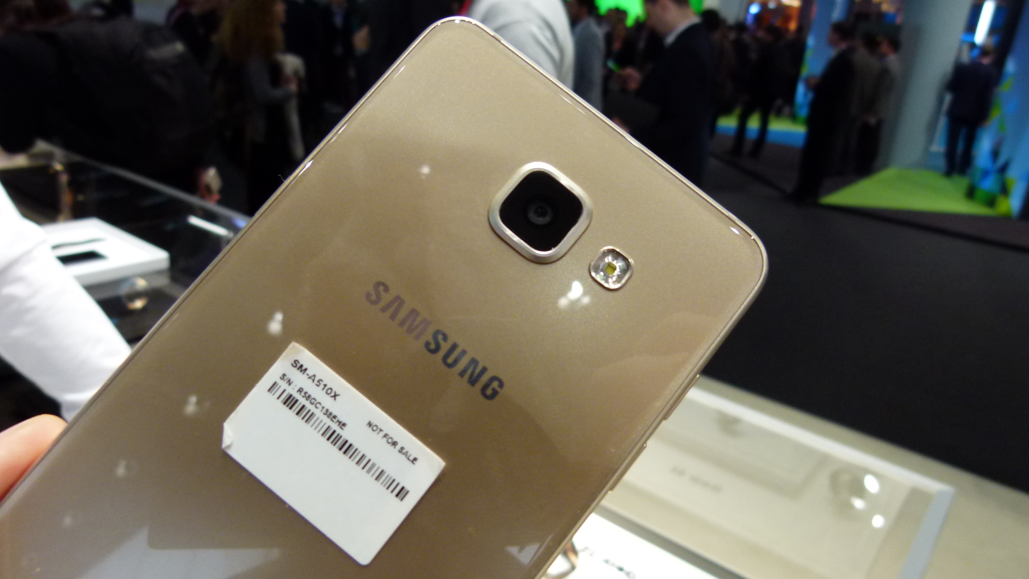 Galaxy A series 2016 bán chạy