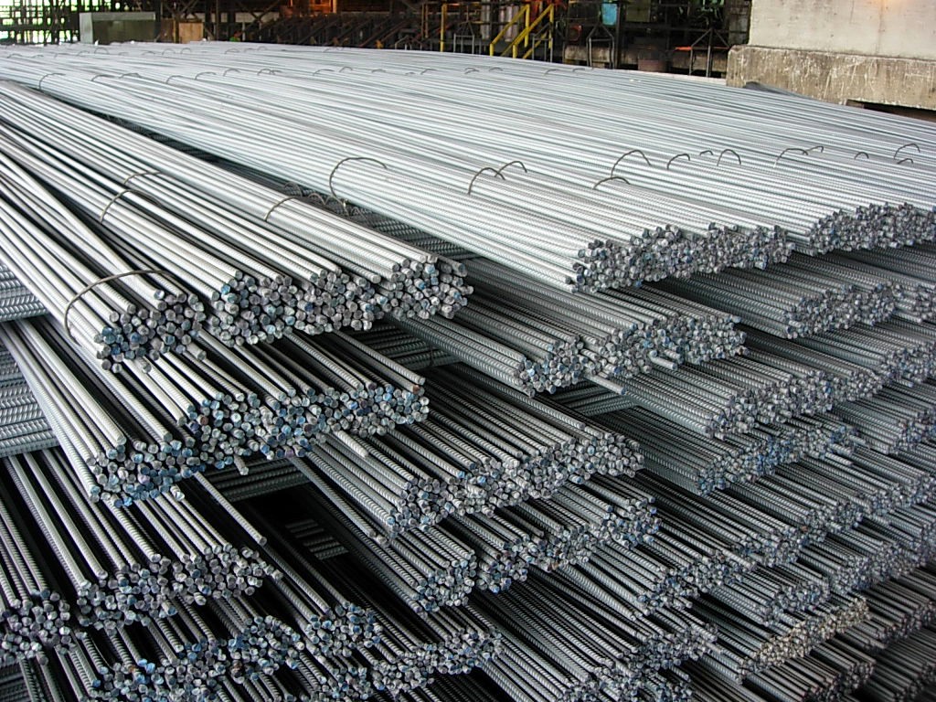 Đổ xô làm thép vì giá điện rẻ, lợi nhuận cao