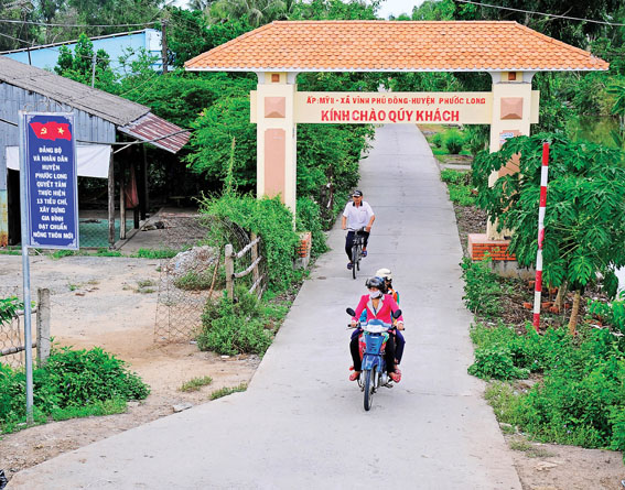 Đổ nợ hàng trăm tỉ đồng vì "nông thôn mới", nhiều lãnh đạo bị kỷ luật