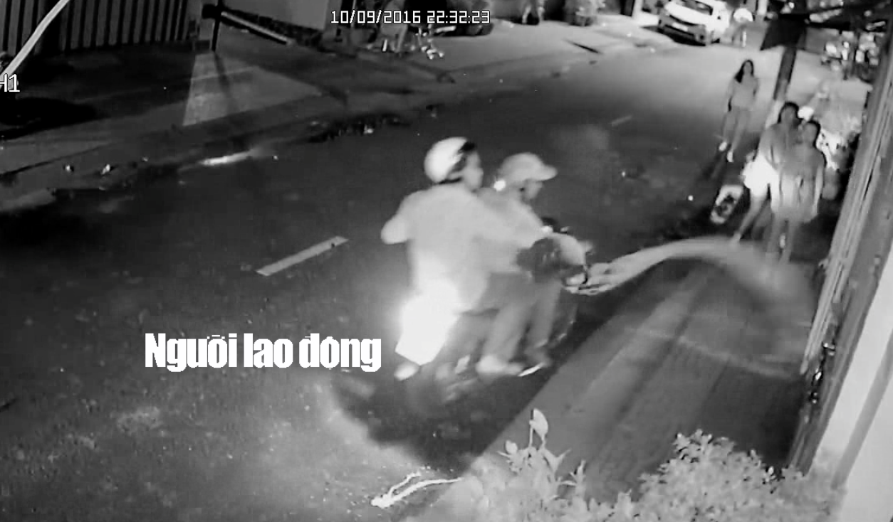 Bị giang hồ liên tục khủng bố bằng mắm tôm, sơn đỏ