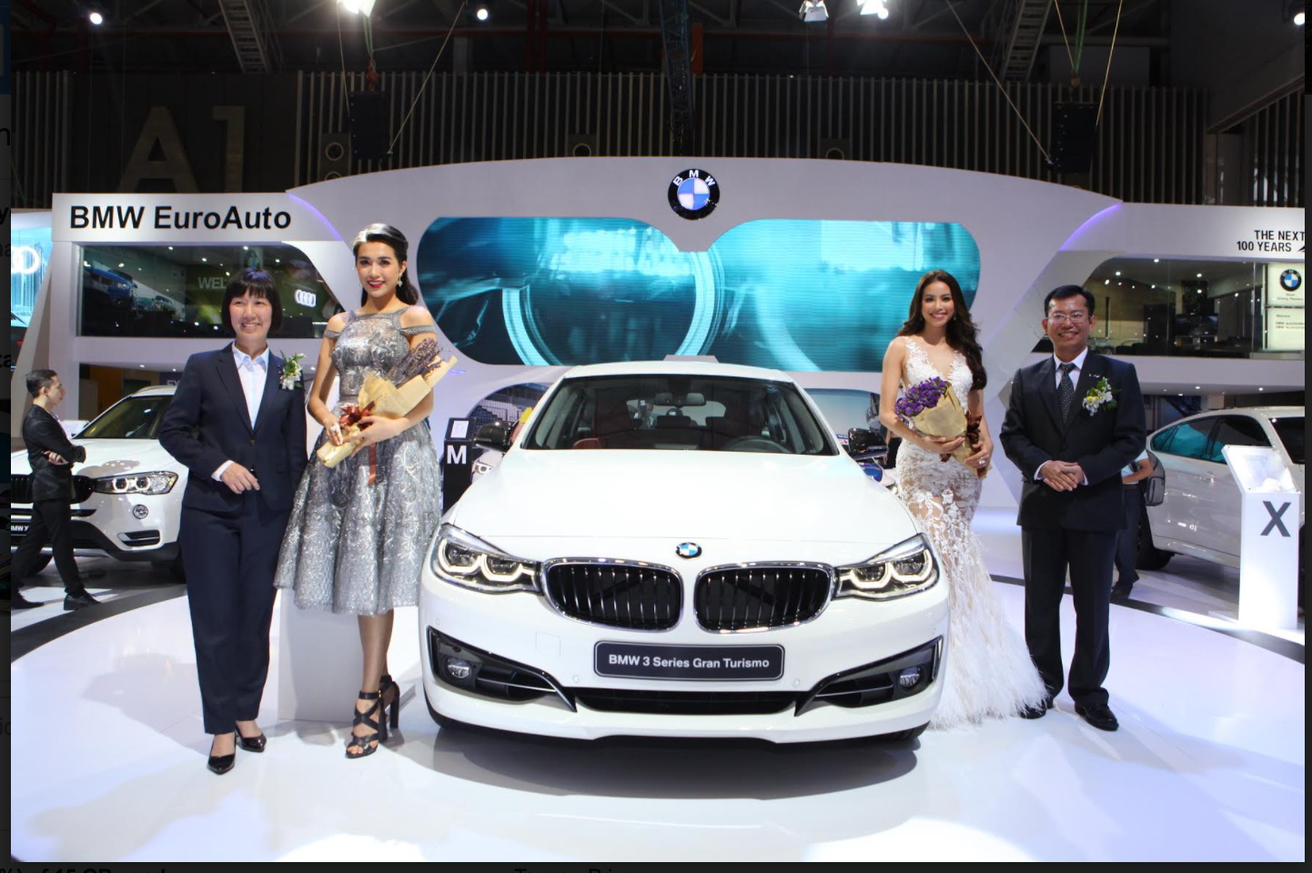 Gian hàng BMW - từ siêu xe đến công nghệ đỉnh cao