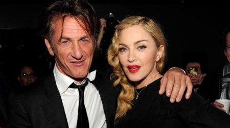 Madonna hứa tái hôn Sean Pean với giá 150.000 USD
