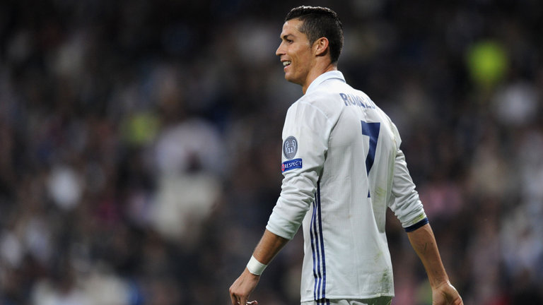 Ronaldo tịt ngòi trong trận đấu trên sân nhà