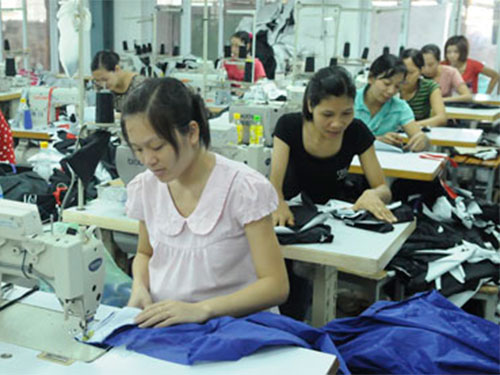 Nuôi con nhỏ sao không được về sớm?