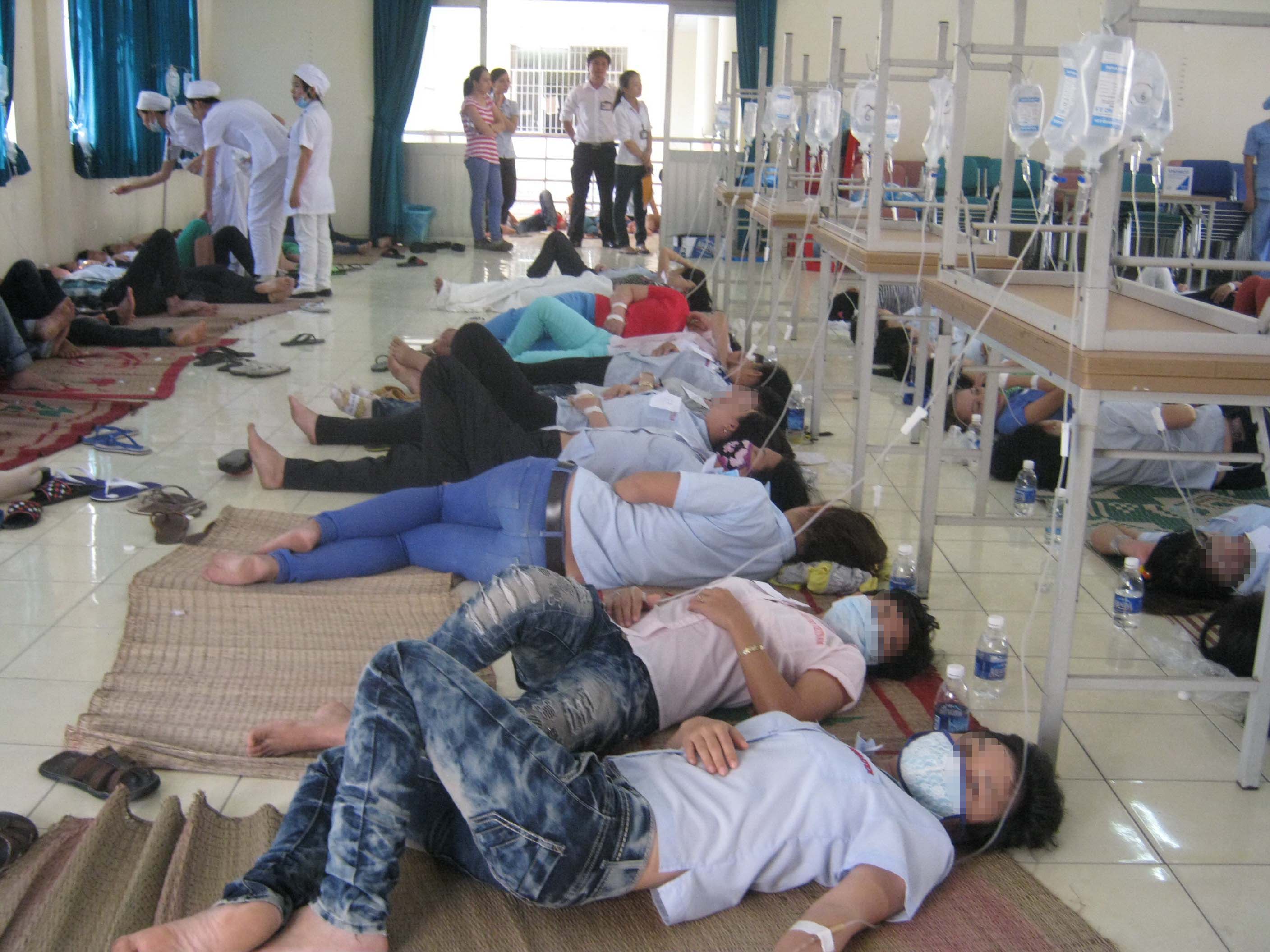 Ngộ độc thực phẩm... vào mùa!