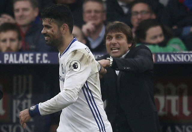 Thắng 11 trận liền, Chelsea 99% vô địch lượt đi