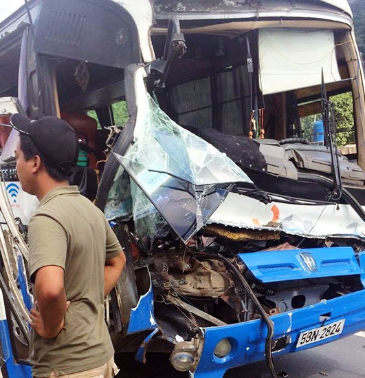 Đặc cách trao giải Vô lăng vàng cho tài xế xe tải cứu xe khách