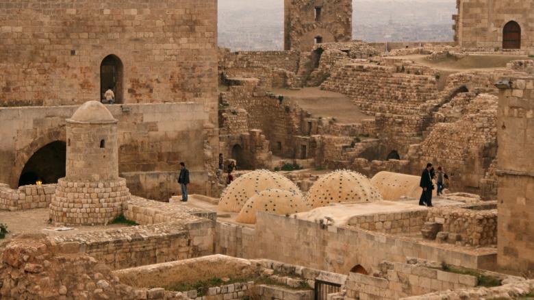 Bên trong thành lũy lịch sử của Aleppo ngày 11-12-2009. Ảnh: Reuters
