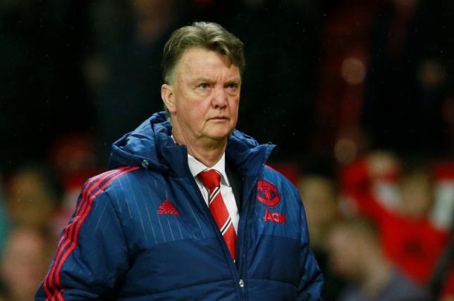 HLV Van Gaal trút giận lên nhà báo, chỉ trích trọng tài