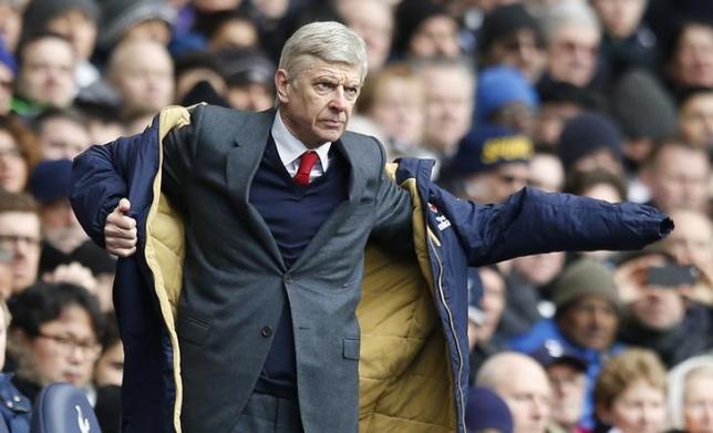 HLV Wenger cảnh báo CĐV Arsenal