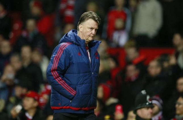 M.U thua đậm, Van Gaal vẫn chê Tottenham