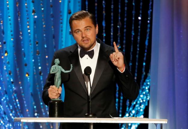Leonardo DiCaprio gần tượng Oscar hơn bao giờ hết!