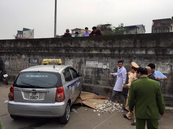 Vụ taxi tông 2 bà cháu thương vong: Nhân viên bãi xe gây tai nạn