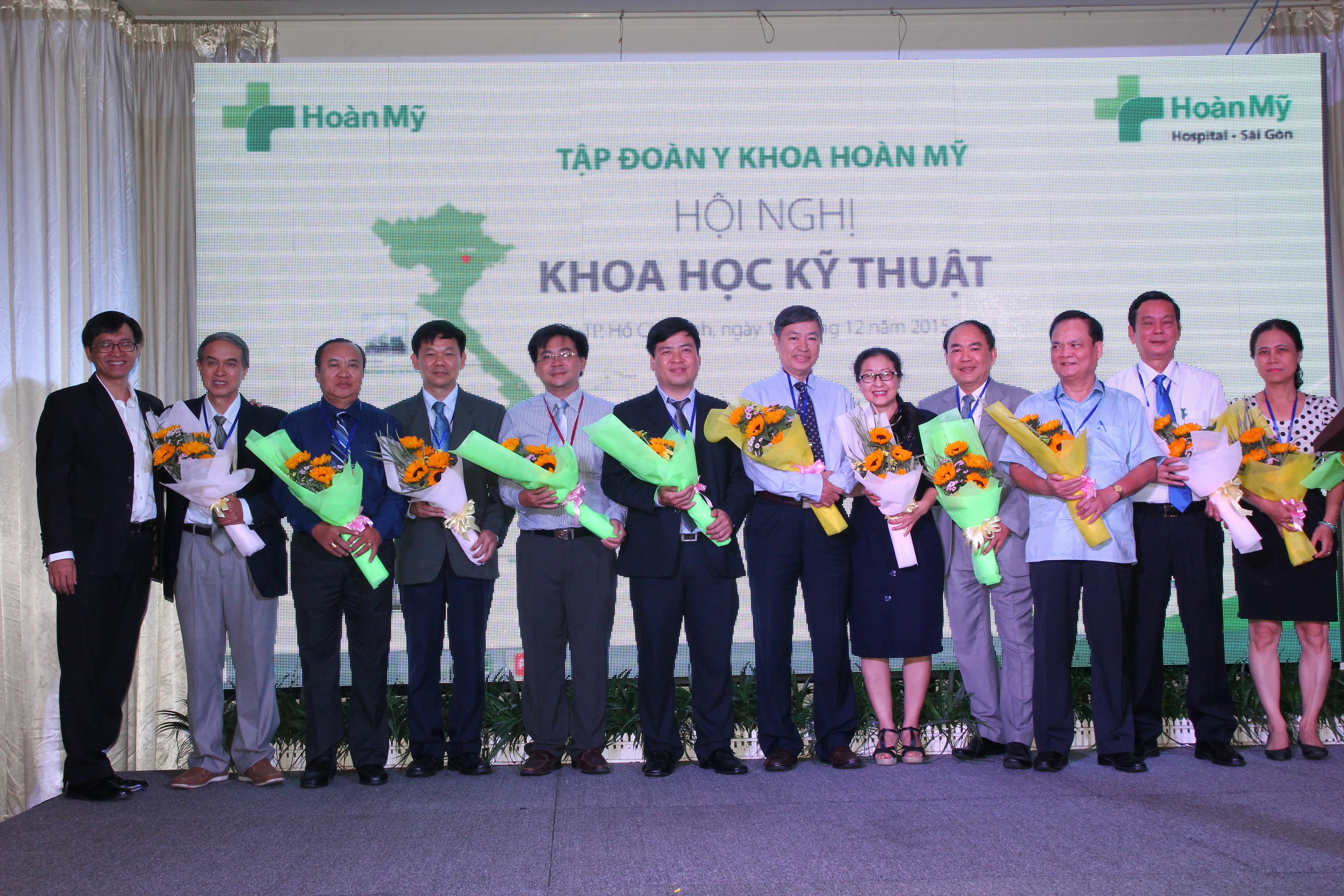 Hoàn Mỹ nhận giải “Bệnh viện của năm 2016”