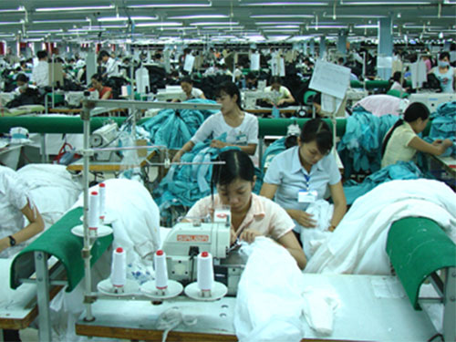 Chờ phê duyệt lệnh sản xuất