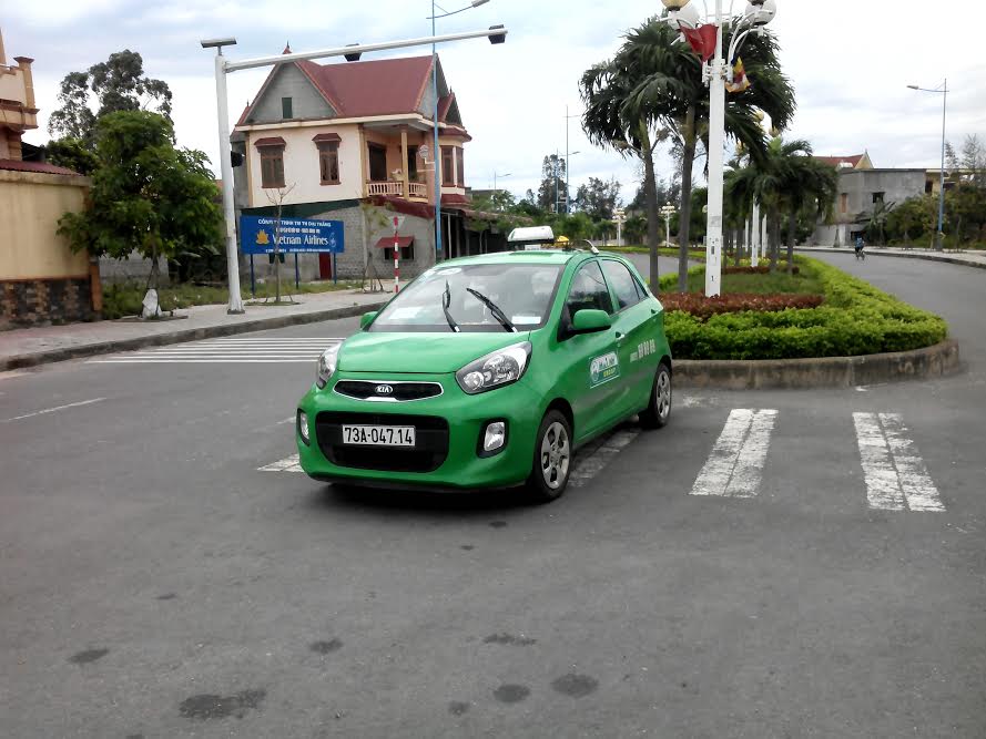 Tên trộm “mượn” taxi Mai Linh chạy vào sân bay