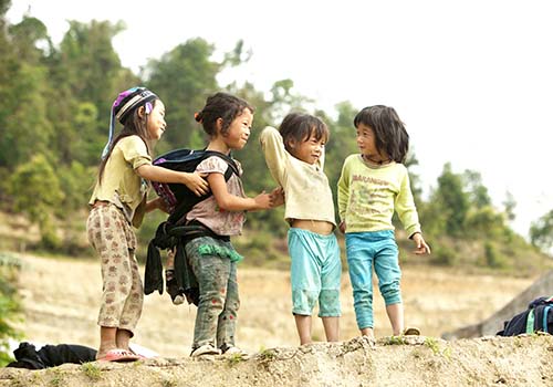 Dấu ấn đặc biệt của  “Gửi thâm tình, nhận niềm vui”