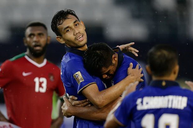 Dangda lập hat-trick, Thái Lan ra oai