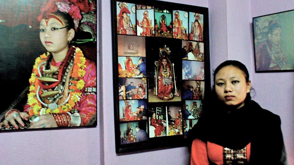 Cuộc sống kỳ lạ của “Kumari”