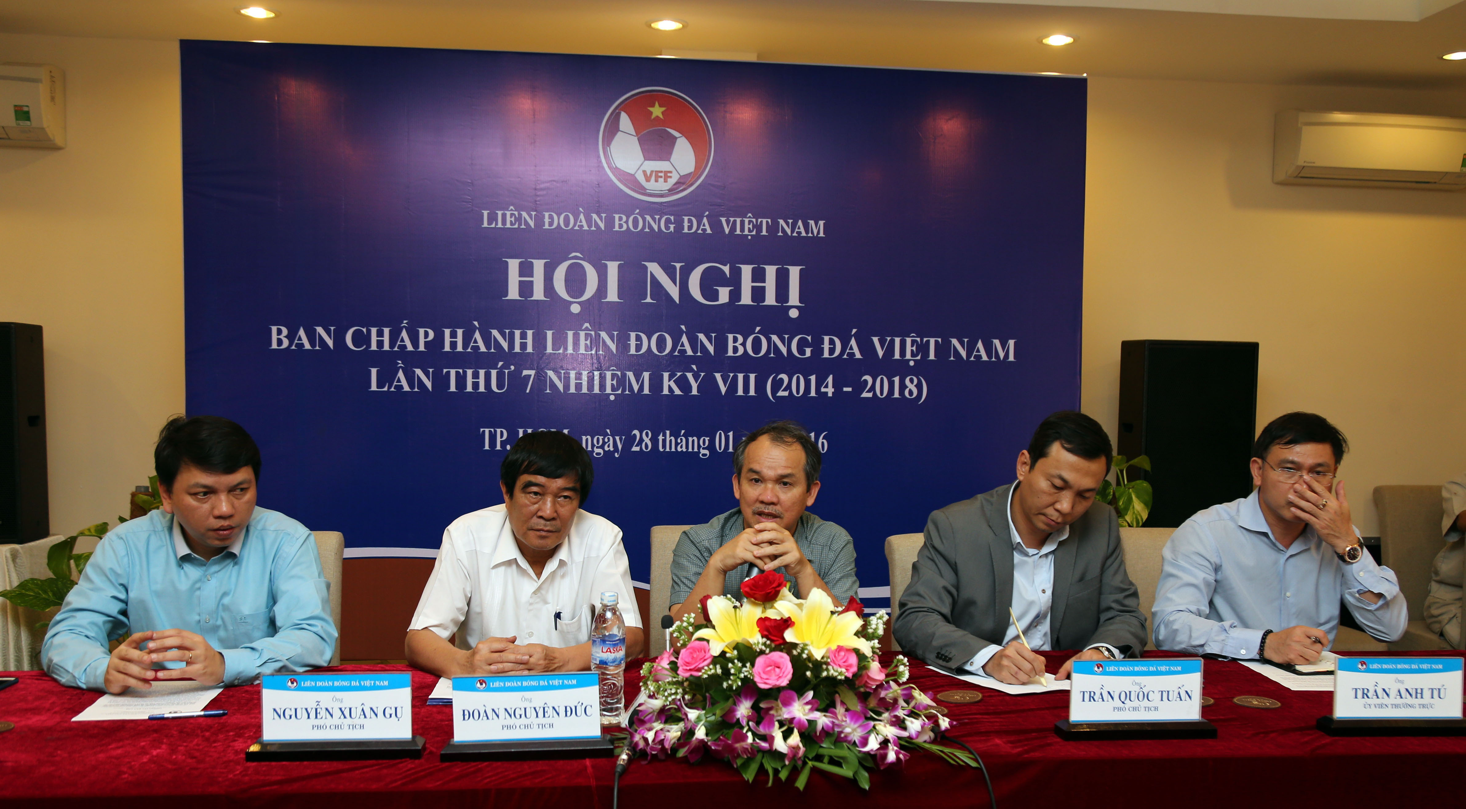 Cờ đến tay “bầu” Đức