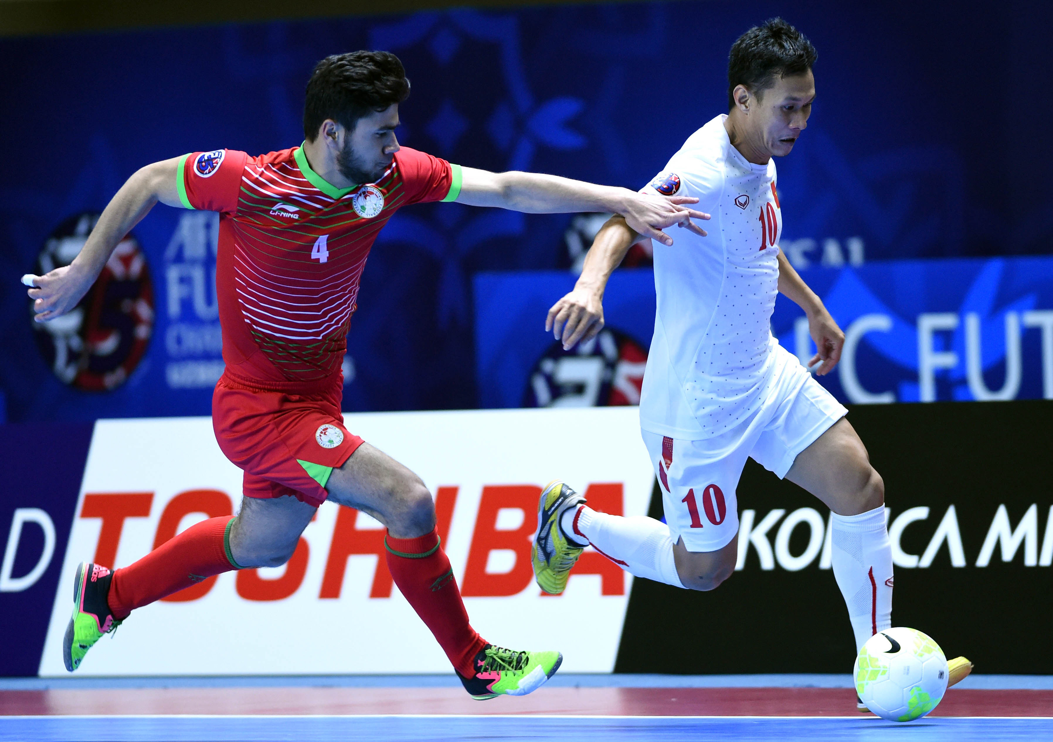 Tỉnh táo trước futsal Thái Lan