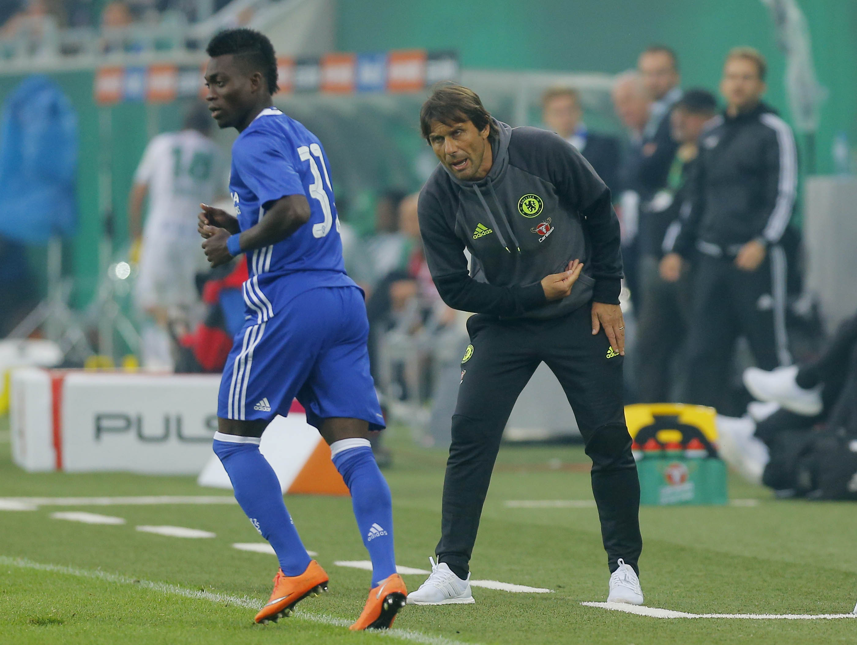 Chelsea: Ngày trở lại có còn xa?