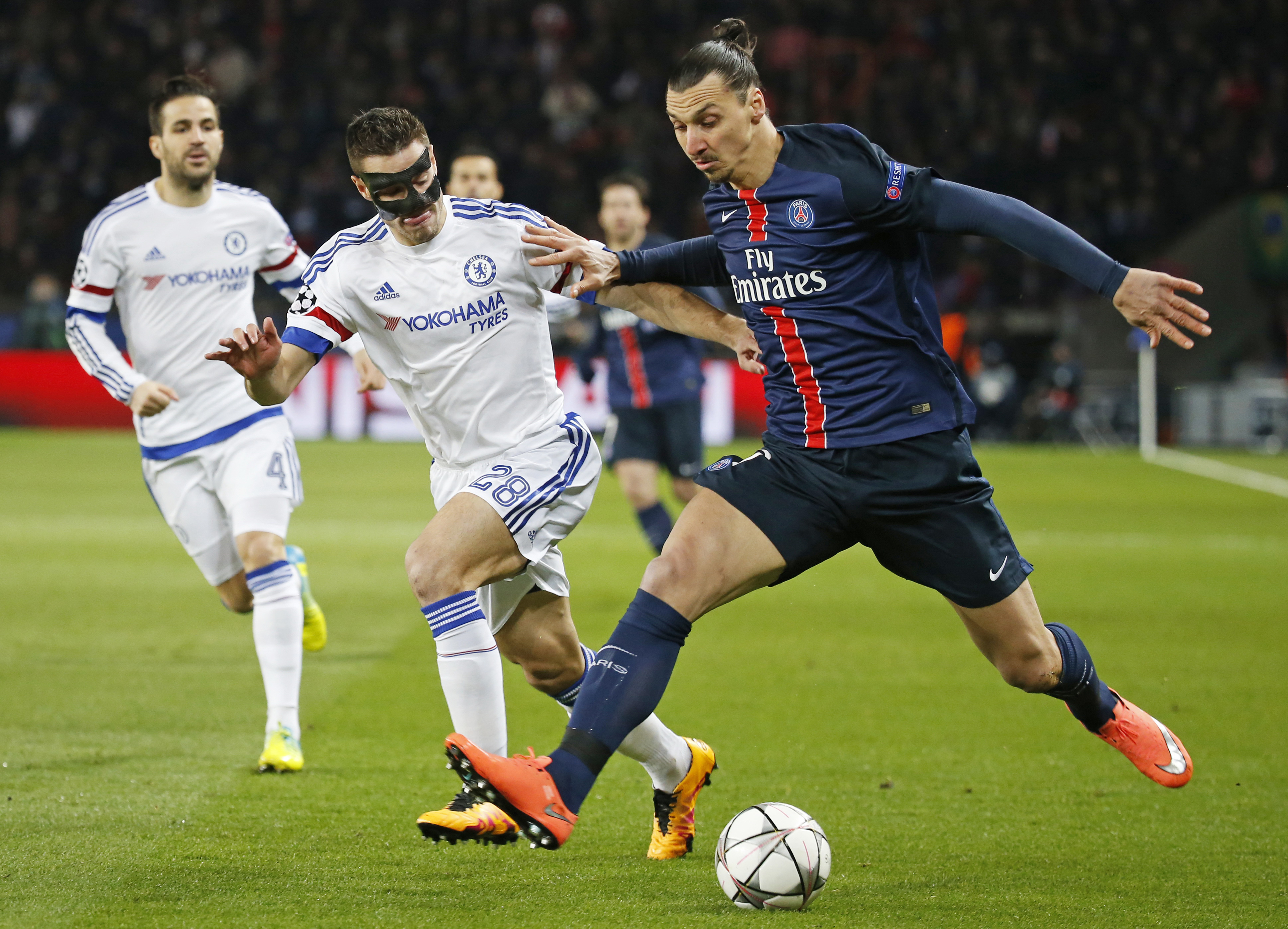 Chelsea quyết đổi vận trên sân nhà