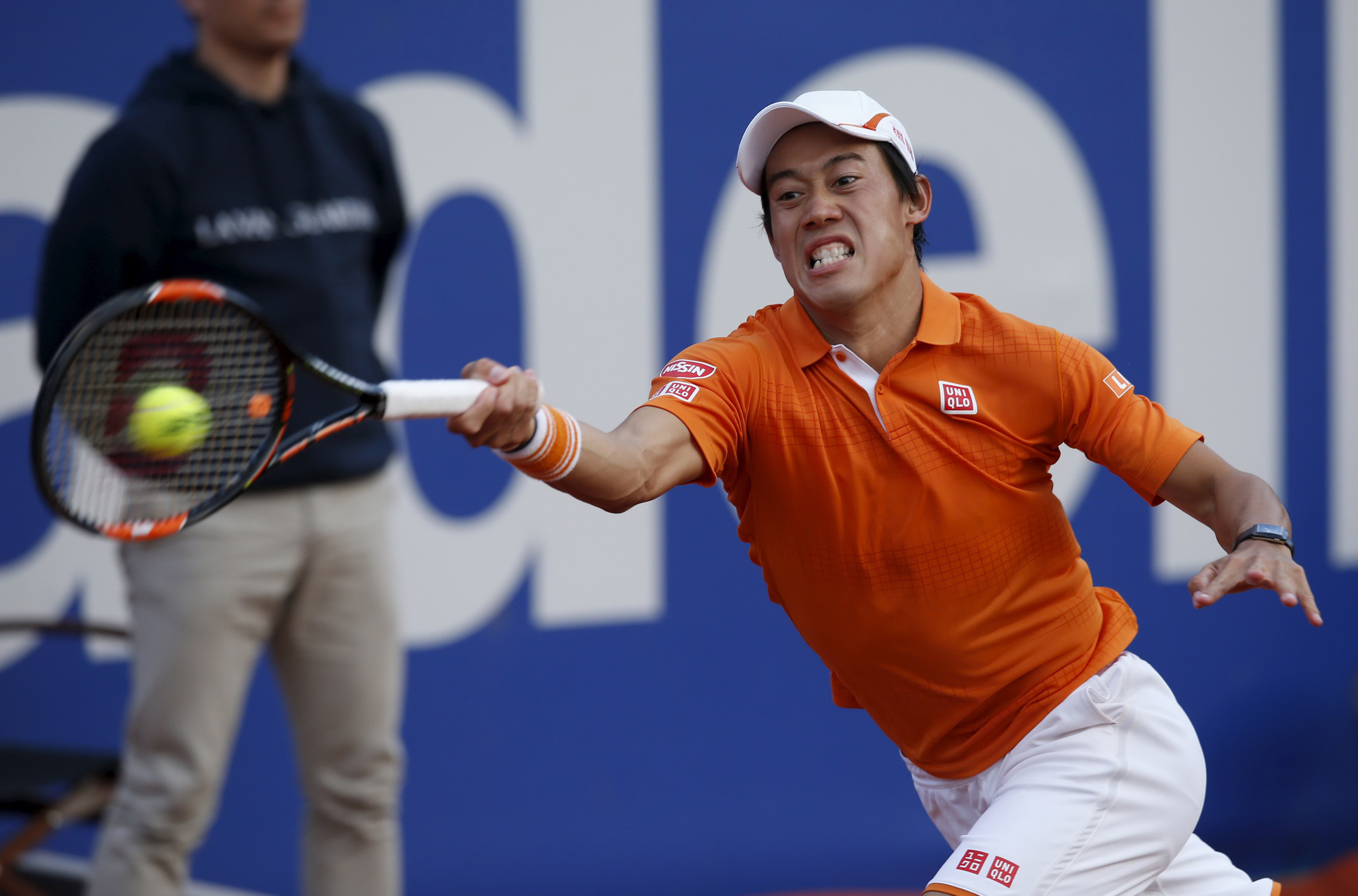 Nishikori đang chơi hay ở sân đất nện