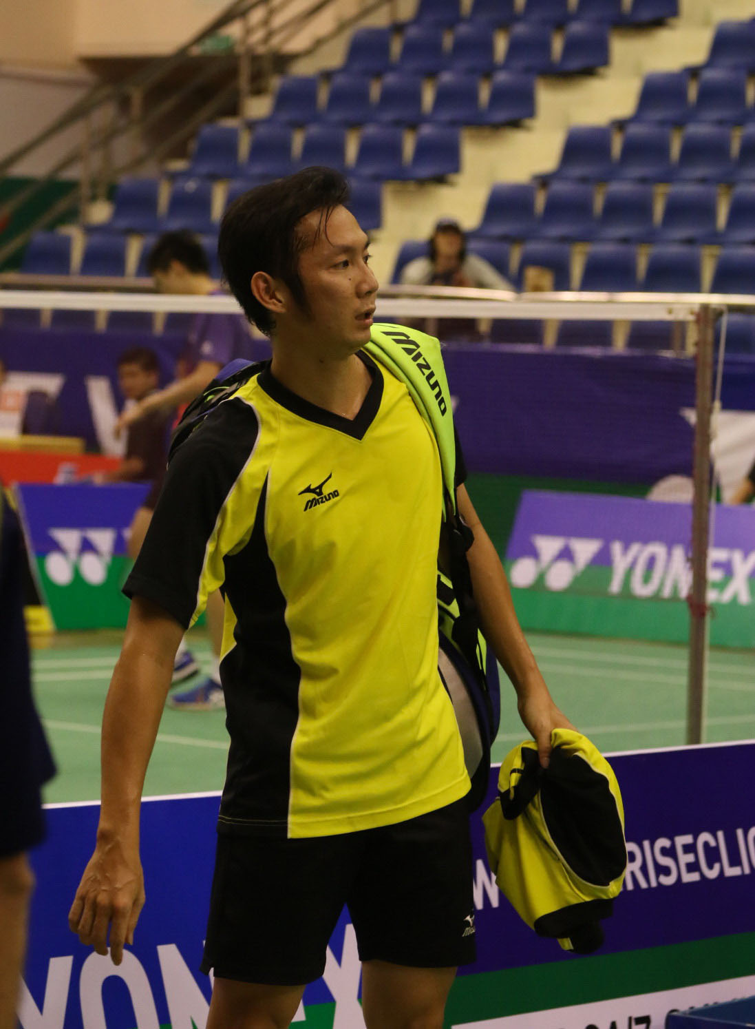 Tiến Minh bỏ cuộc vì sốt