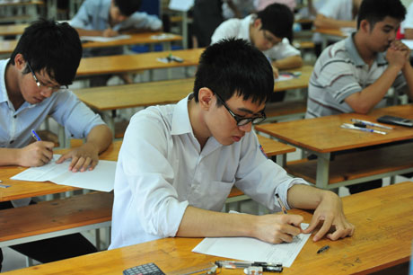 Không thể động viên học sinh bằng “đặc cách”