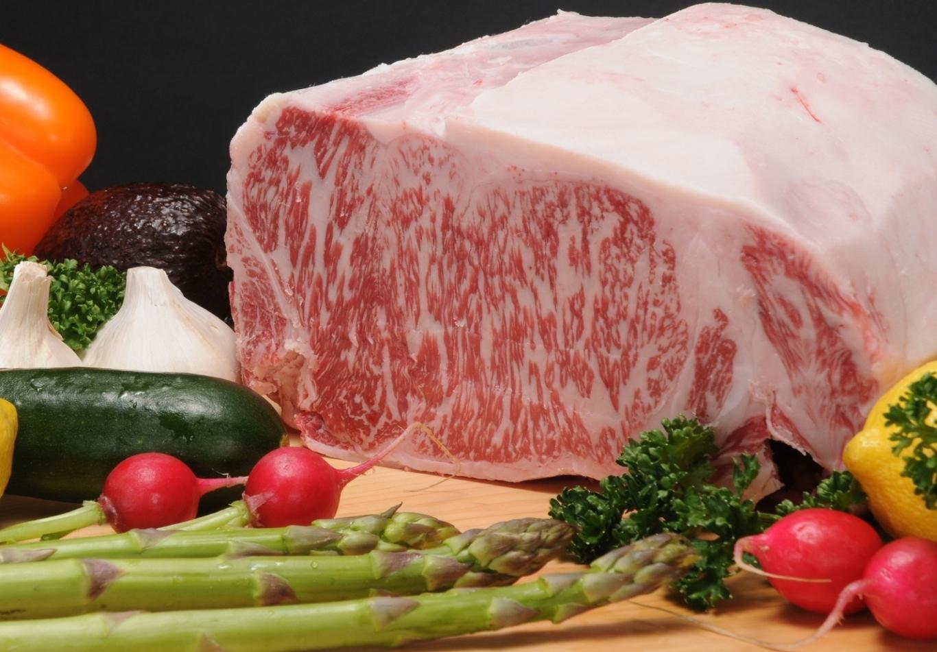 Thịt bò Nhật giá tiền triệu đổ bộ thị trường Việt