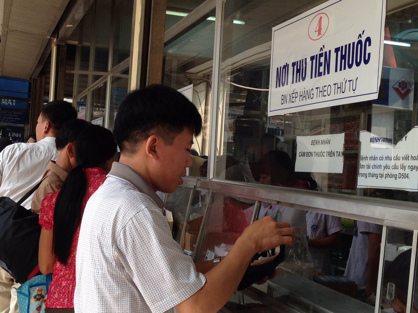 Dẹp loạn thuốc dỏm, giá cao