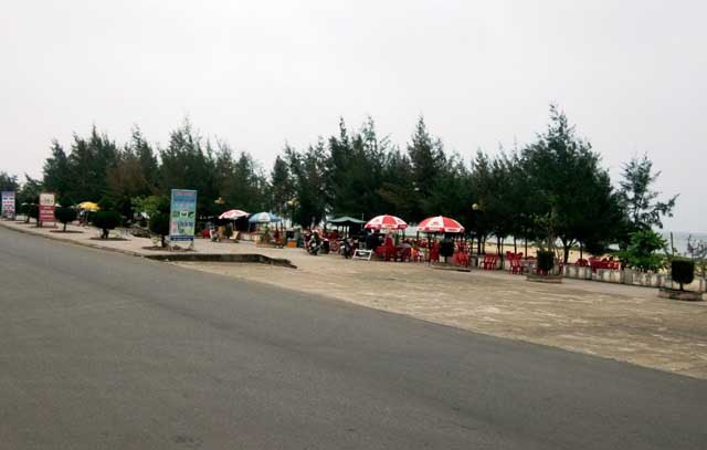 Du lịch ế thê thảm