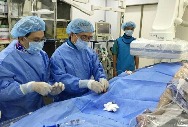 Bệnh viện tuyến quận đầu tiên thực hiện thông tim