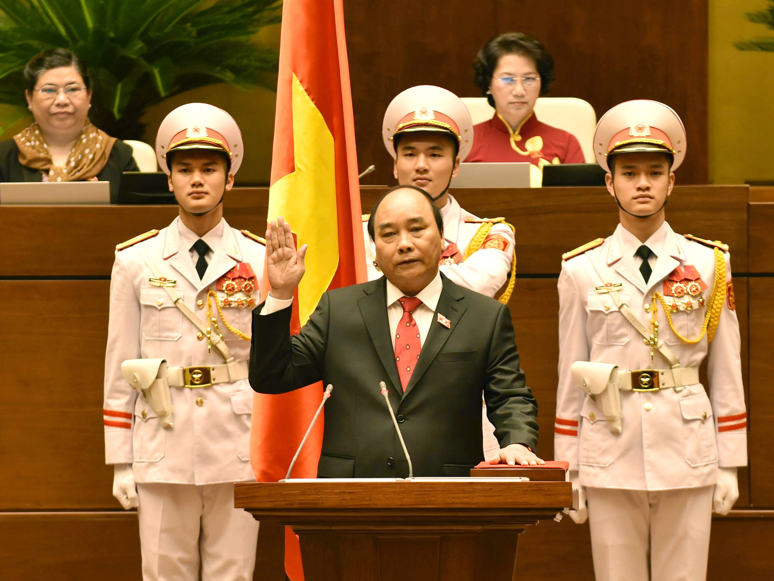 Tân Thủ tướng Nguyễn Xuân Phúc tuyên thệ nhậm chức