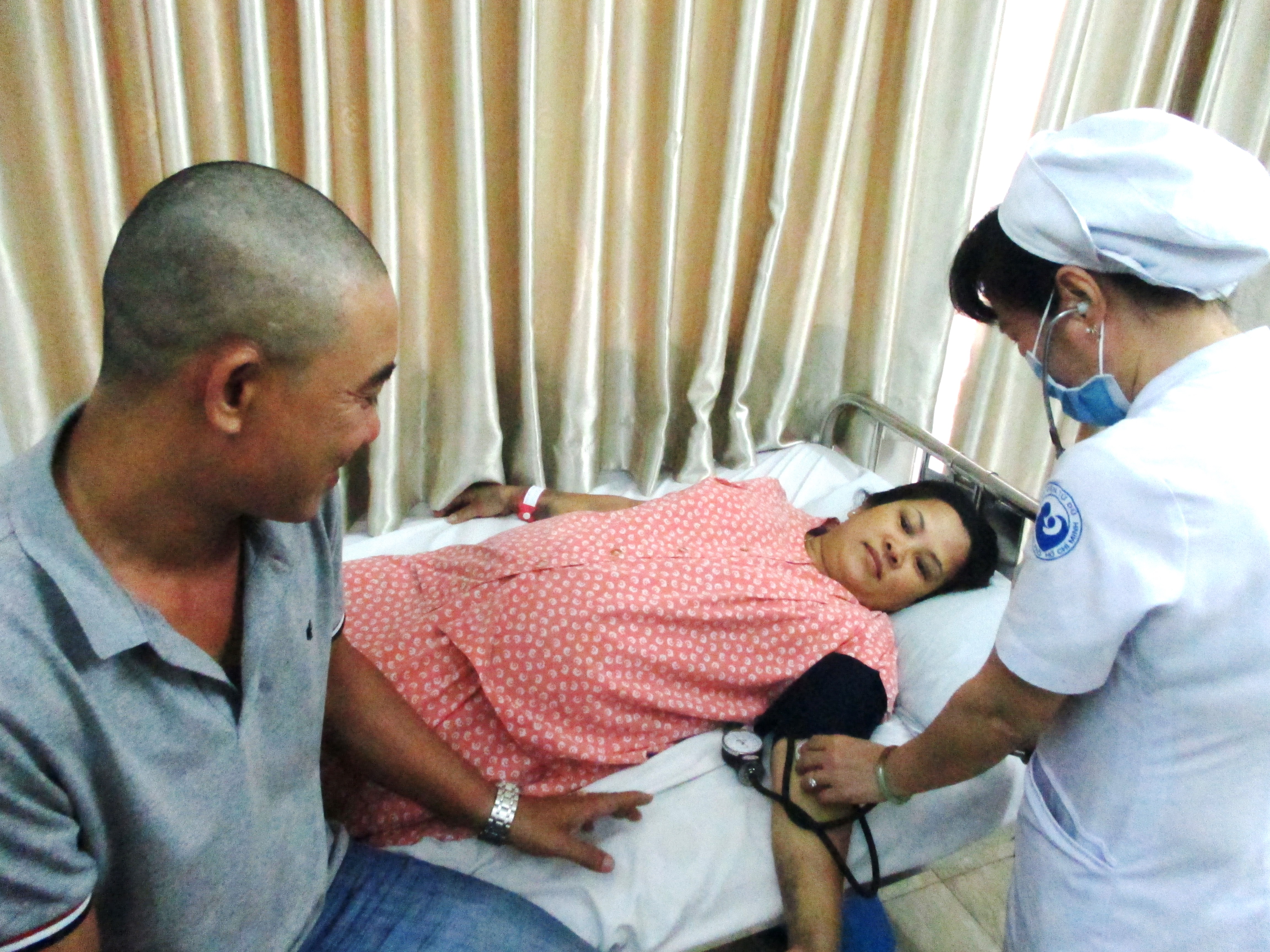 Cứu sống ngoạn mục sản phụ bị thuyên tắc phổi