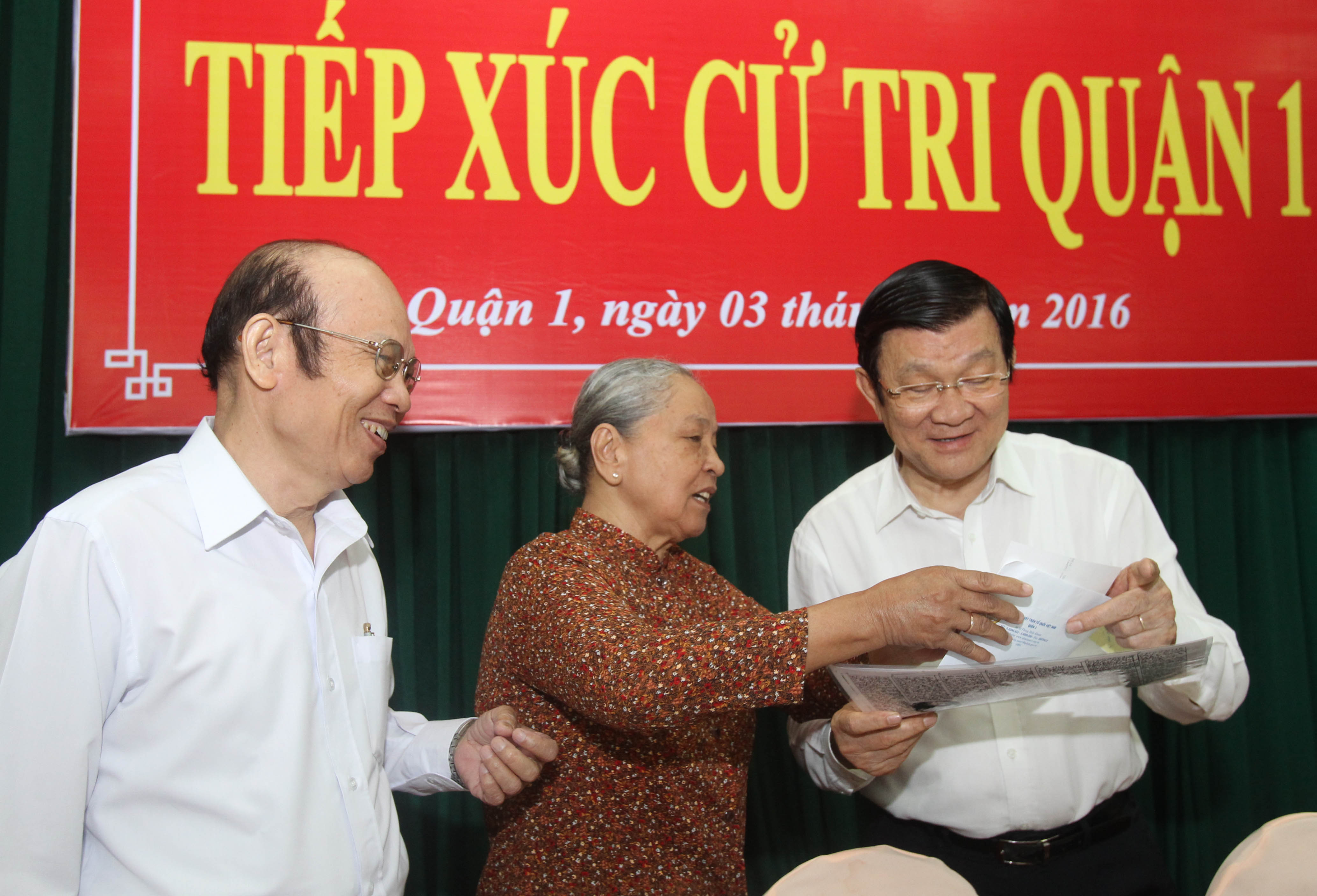 Vì sao đường dây nóng của Bí thư Đinh La Thăng luôn nghẽn?