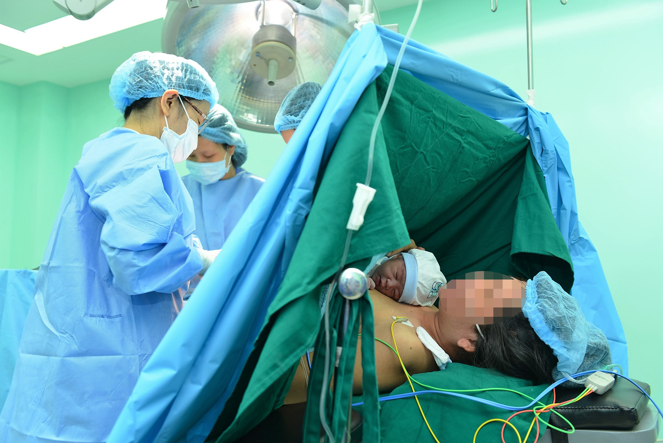 Đưa vào hoạt động khoa phụ sản hiện đại
