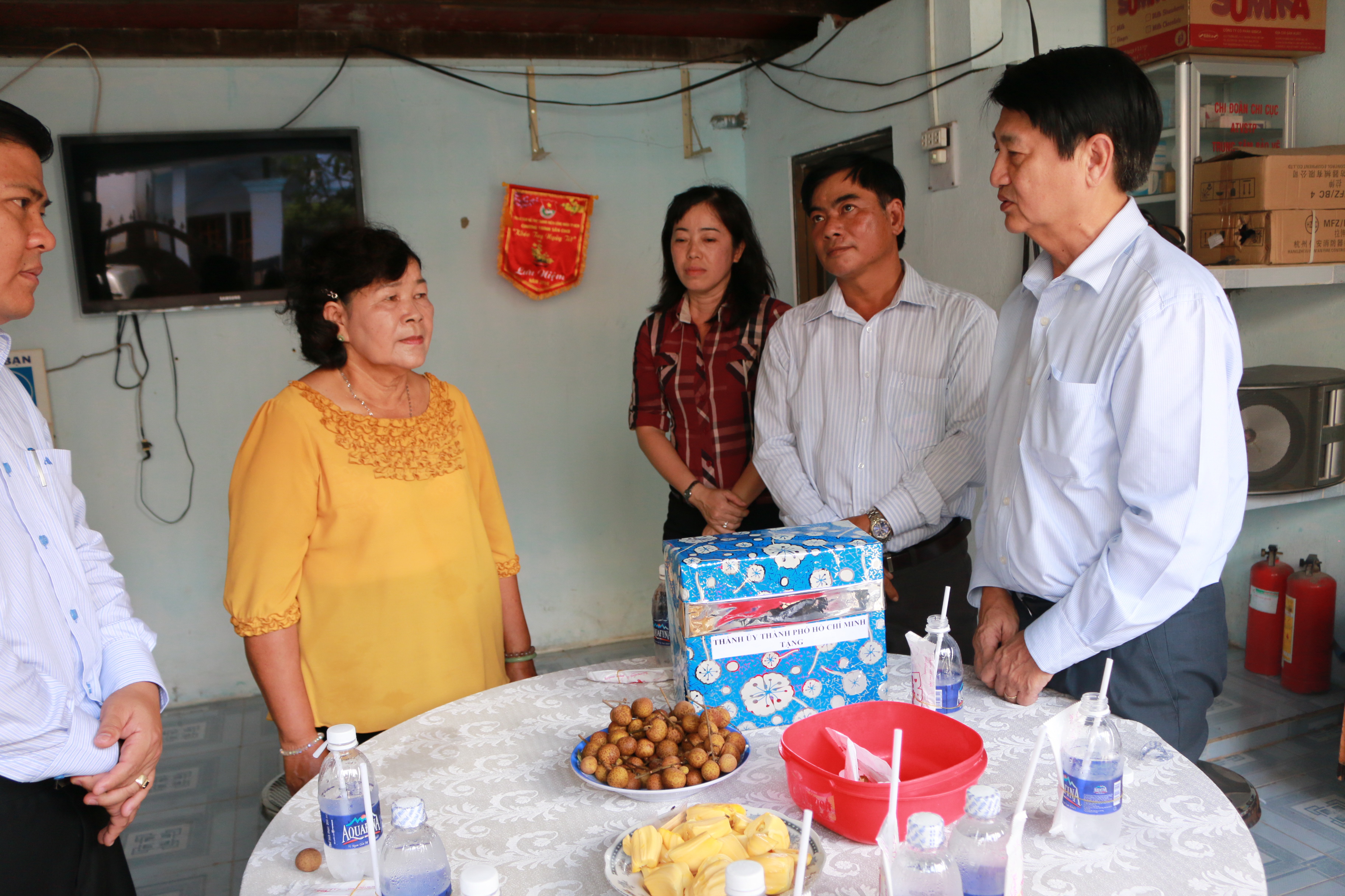 Thăm hỏi, động viên doanh nghiệp, chủ nhà trọ