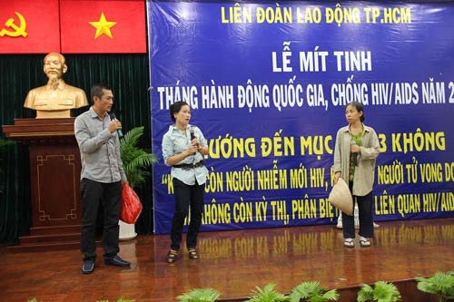 Tuyên truyền HIV/AIDS cho hơn 2.000 CNVC-LĐ