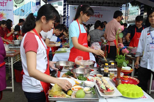 Nhiều hoạt động chào mừng Ngày Phụ nữ Việt Nam